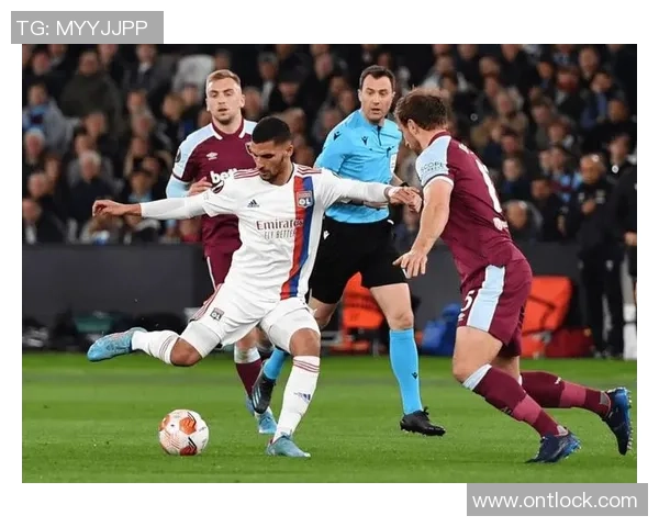 西甲激战莱比锡大胜AC米兰红牌事件引发全场热议与争议分析 西甲激战莱比锡大胜AC米兰红牌事件引发全场热议与争议分析