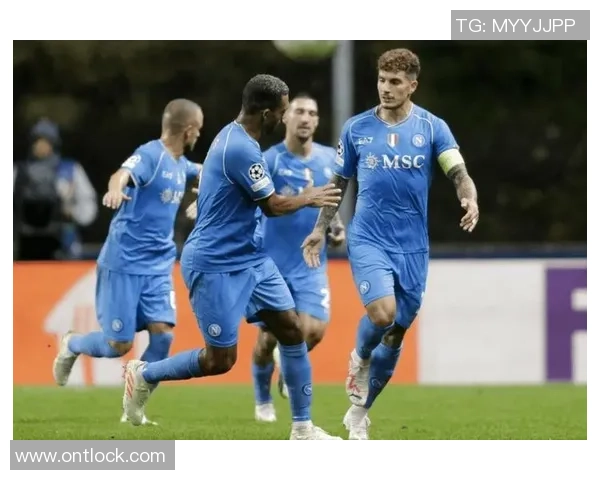 国王杯精彩对决多特蒙德大胜切尔西乌龙球引发全场欢呼 国王杯精彩对决多特蒙德大胜切尔西乌龙球引发全场欢呼