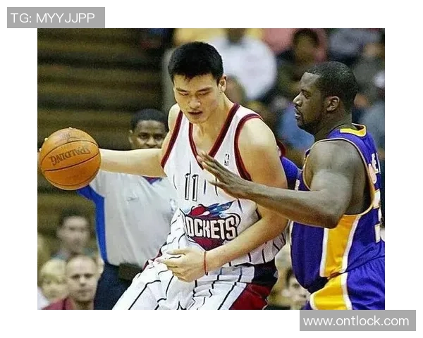 姚明与篮球的传奇之旅鲨鱼的勇气与梦想交织的故事 姚明与篮球的传奇之旅鲨鱼的勇气与梦想交织的故事