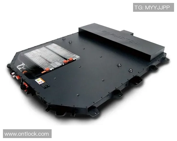 姚明携手科技创新推出充电宝新产品引领便携能源潮流 姚明携手科技创新推出充电宝新产品引领便携能源潮流