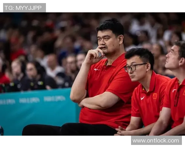 姚明错位卡的传奇故事与篮球技巧的完美结合探讨 姚明错位卡的传奇故事与篮球技巧的完美结合探讨