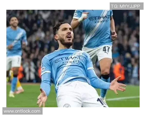 欧联杯激战:那不勒斯与曼城互交白卷转会传闻引发热议 欧联杯激战:那不勒斯与曼城互交白卷转会传闻引发热议