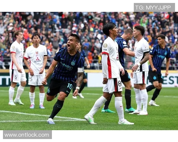 欧冠精彩对决波尔图完胜AC米兰引发全场热烈反响与赛后分析 欧冠精彩对决波尔图完胜AC米兰引发全场热烈反响与赛后分析