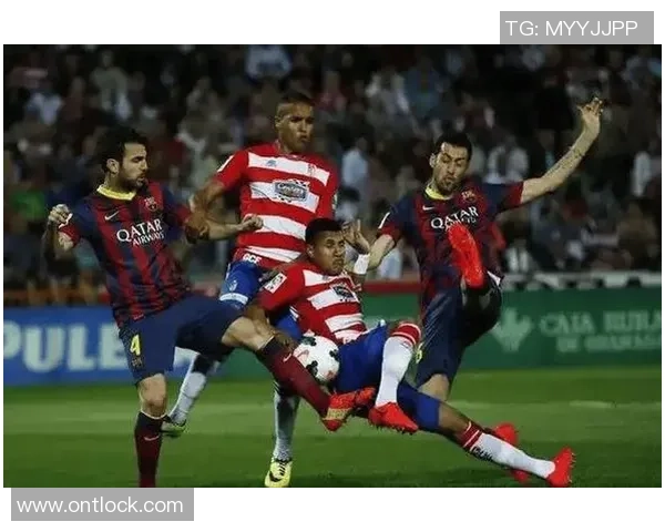 足总杯精彩对决里昂与波尔图激战成平局帽子戏法引发全场热烈反响